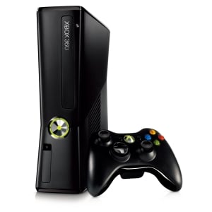 Xbox 360 Slim (4GB)